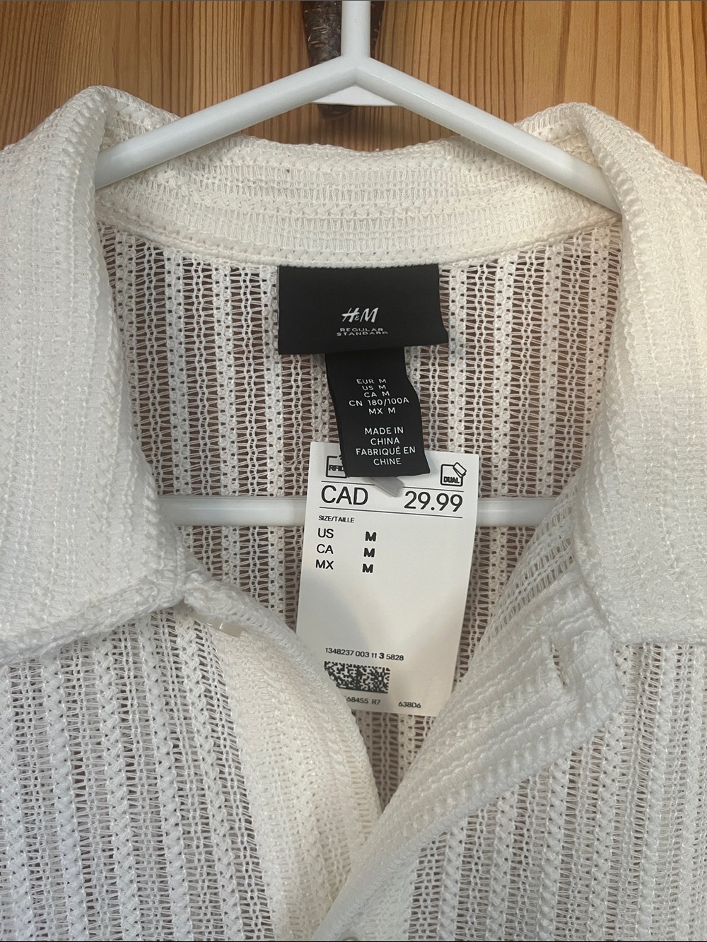 H&M Men's Cream Knit Short-Sleeve Button-Up Shirt (size M) - Picture 2 of 5